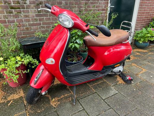 Vespa et2 2005, Fietsen en Brommers, Scooters | Piaggio, Gebruikt, Overige modellen, Maximaal 45 km/u, Tweetakt, Ophalen of Verzenden