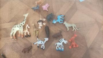 Zoo wilde dieren figuren  beschikbaar voor biedingen