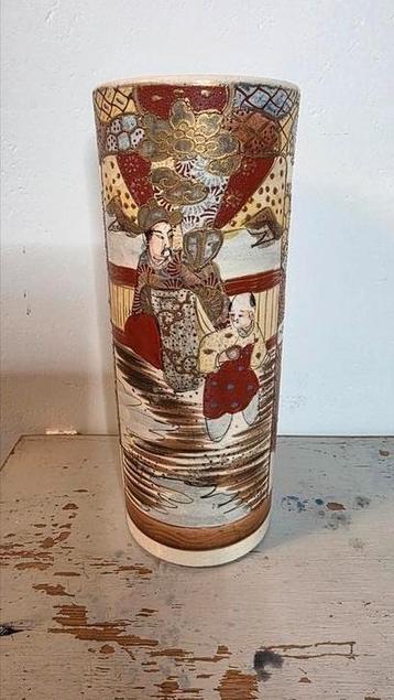 Antieke Japanse Satsuma vaas – handbeschilderd – 24 cm beschikbaar voor biedingen