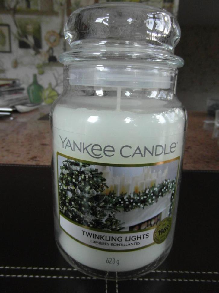 YANKEE CANDLE  Geurkaars "TWINKLING LIGHTS"  Large Jar., Huis en Inrichting, Woonaccessoires | Kandelaars en Kaarsen, Nieuw, Kaars