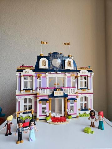 41684 - Lego friends 'grand hotel heartlake city' beschikbaar voor biedingen