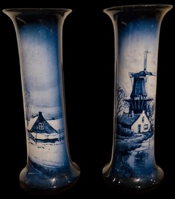 2 vazen Societe Céramique Maastricht van Henri Breetvelt beschikbaar voor biedingen