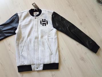 Adidas heren baseball jacket in size small  beschikbaar voor biedingen