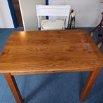 Oude houten tafel met lade, Ophalen, 50 tot 100 cm, Tot twee personen, 50 tot 100 cm