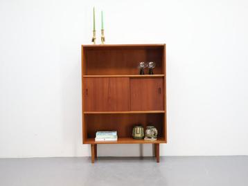 Vintage wandmeubel | Teak | Schuifdeuren beschikbaar voor biedingen