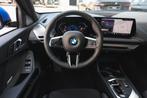 BMW 1-serie 120 M Sport Automaat / Panoramadak / Sportstoele, Auto's, BMW, Zwart, 156 pk, Blauw, Bedrijf