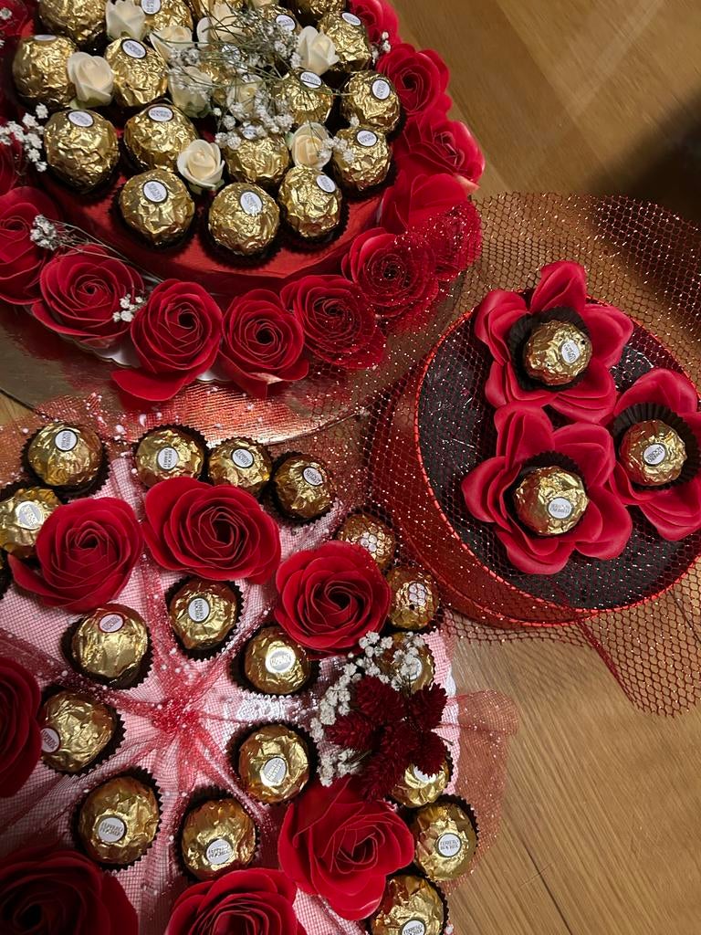 Wij bieden cadeaus aan voor uw dierbaren., Hobby en Vrije tijd, Feestartikelen, Ophalen of Verzenden, Versiering