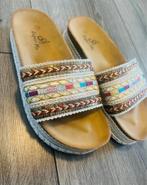 Super Me Slippers - Zomerse Stijl!, Ophalen of Verzenden, Zo goed als nieuw, Beige, Slippers
