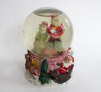 Vintage Kerstdecoratie sneeuwbal met kerstman., Diversen, Ophalen of Verzenden, Gebruikt