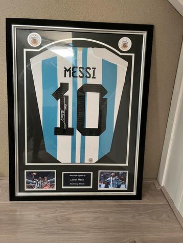 Gesigneerd Shirt Messi WK 2022 beschikbaar voor biedingen