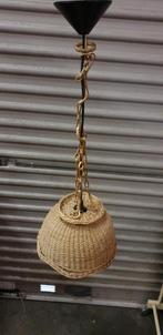 hanglamp retro rotan jaren 60 / 70, Huis en Inrichting, Lampen | Hanglampen, Ophalen of Verzenden
