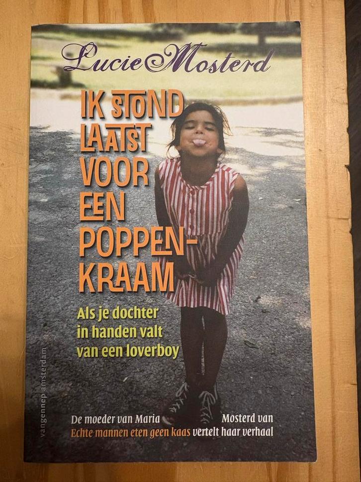 Lucie Mosterd - Ik stond laatst voor een poppenkraam, Boeken, Romans, Gelezen, Nederland, Ophalen of Verzenden