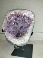 Amethist op standaard - OS1, Verzamelen, Mineralen en Fossielen, Ophalen of Verzenden, Mineraal
