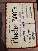 Metalen Photo Booth Bord 20x30 cm, Hobby en Vrije tijd, Feestartikelen, Ophalen of Verzenden, Gebruikt, Versiering, Geboorte of Huwelijk