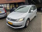Volkswagen Sharan 1.4 TSI 7PERSOONS XENON PANO TREKHAAK PDC, Auto's, Voorwielaandrijving, Euro 5, 4 cilinders, 150 pk