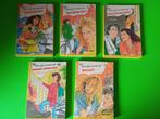 Diverse Boekjes van Het Zal je Zus Maar Zijn - Tina Oaks, Boeken, Ophalen of Verzenden, Gelezen