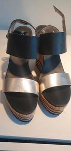 Hogan sandalen 1 keer gedragen maat 41, Kleding | Dames, Schoenen, Zwart, Sandalen of Muiltjes, Ophalen of Verzenden, Hogan