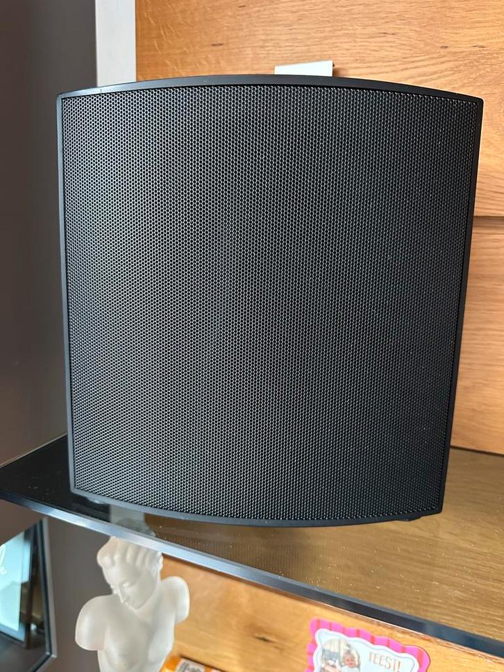 Linn Surround Speakers zwart en wit  - Topkwaliteit Audio, Audio, Tv en Foto, Luidsprekers, Gebruikt, Front, Rear of Stereo speakers