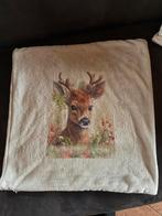 Kussen met hertenprint, Ophalen of Verzenden, Zo goed als nieuw, Beige, Vierkant