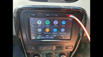 Dacia Duster CarPlay - Android Auto activation beschikbaar voor biedingen