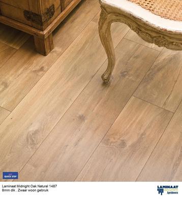 Laminaat Midnight Eiken Natuur 8mm dik 4V-groev €14,95m2 beschikbaar voor biedingen