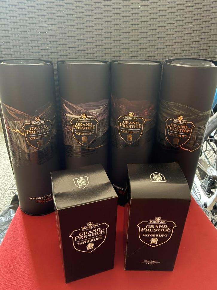 Hertog Jan Vatgerijpt 2024 (complete set in doos), Verzamelen, Biermerken, Nieuw, Flesje(s), Hertog Jan, Ophalen of Verzenden