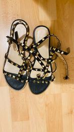 Te koop mooie sandalen , maat 37. voor €15., Ophalen of Verzenden, Zo goed als nieuw