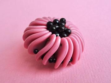 jwg Art Deco 30s 40s bloem glas kralen broche roze zwart beschikbaar voor biedingen