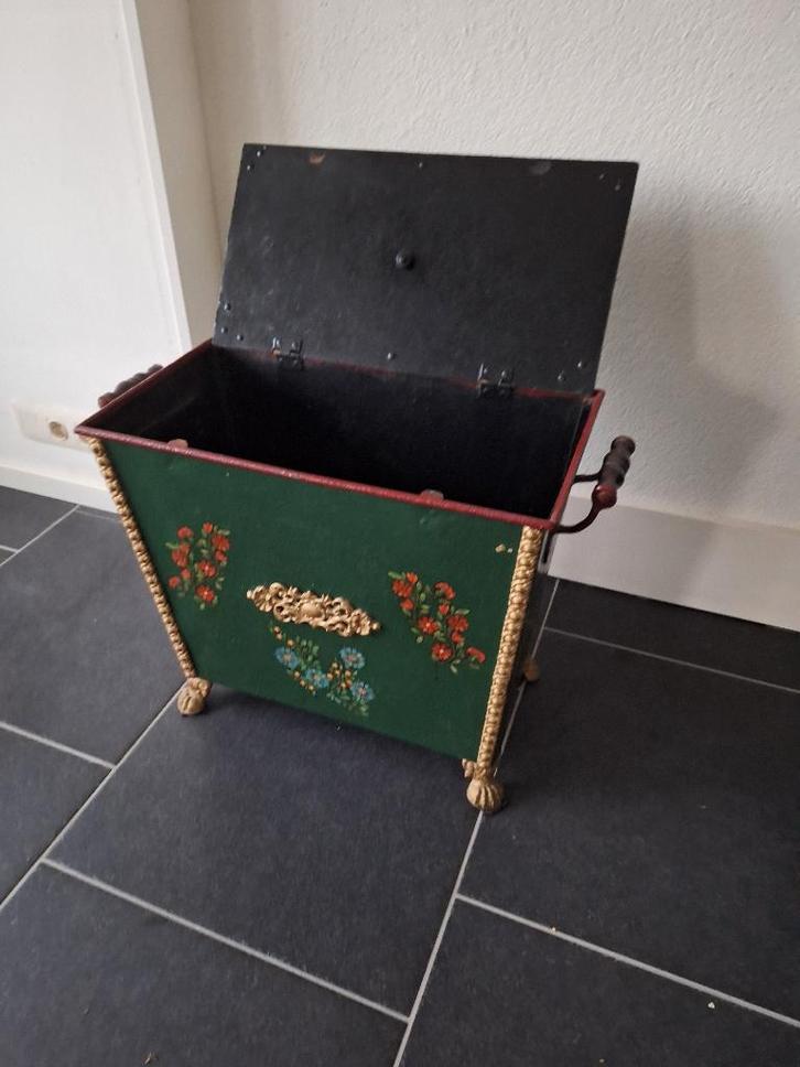 Metalen handbeschilderde kolenkist, Antiek en Kunst, Curiosa en Brocante, Ophalen