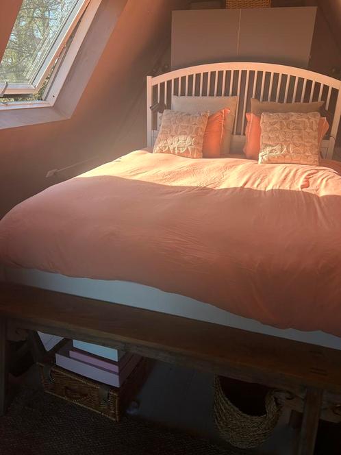 160cm twee persoonsbed met nieuwe topper, Huis en Inrichting, Slaapkamer | Bedden, Zo goed als nieuw, Tweepersoons, 160 cm, 200 cm
