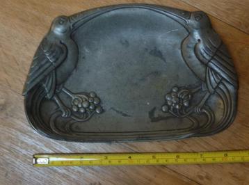 TINNEN schaaltje    ART NOUVEAU / JUGENDSTIL  (Kayserzinn) beschikbaar voor biedingen