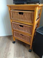Houten kastje met 3 opbergmanden, Ophalen, Zo goed als nieuw