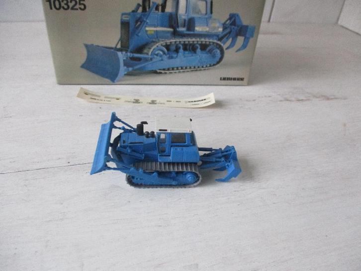 Kibri Bulldozer Liebherr no 10325, Hobby en Vrije tijd, Modelauto's | 1:87, Zo goed als nieuw, Hijskraan, Tractor of Landbouw