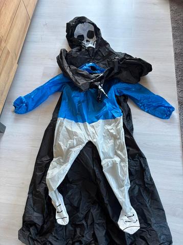 Halloween kostuum beschikbaar voor biedingen