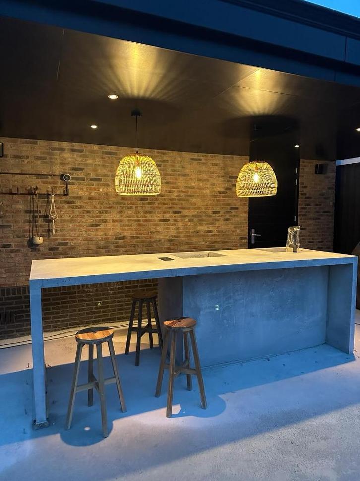 Betonnen buitenkeukens naadloos op locatie gestort., Tuin en Terras, Buitenkeukens, Nieuw, Gas, Inbouw, Vrijstaand, Ophalen