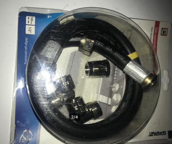 Gasaansluiting kabel met 3stukjes., Witgoed en Apparatuur, Fornuizen, Gebruikt, Vrijstaand, Gas, 4 kookzones, Grill, Energieklasse A of zuiniger