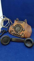 Antieke bronzen telefoon, hoorn van bakeliet. VIT, Antiek en Kunst, Ophalen of Verzenden