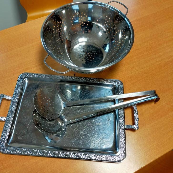 grote vergiet - schaal - schuimspaan (4 delige set), Huis en Inrichting, Keuken | Keukenbenodigdheden, Gebruikt, Ophalen
