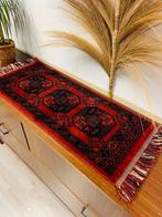 Prachtig vintage tapijtje loper zuiver wol donkerrood franje, Minder dan 50 cm, Gebruikt, 100 tot 150 cm, Ophalen of Verzenden