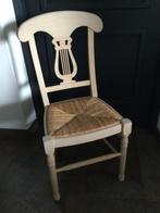 Aparte houten stoel met biezen zitting., Antiek en Kunst, Antiek | Meubels | Stoelen en Banken, Ophalen