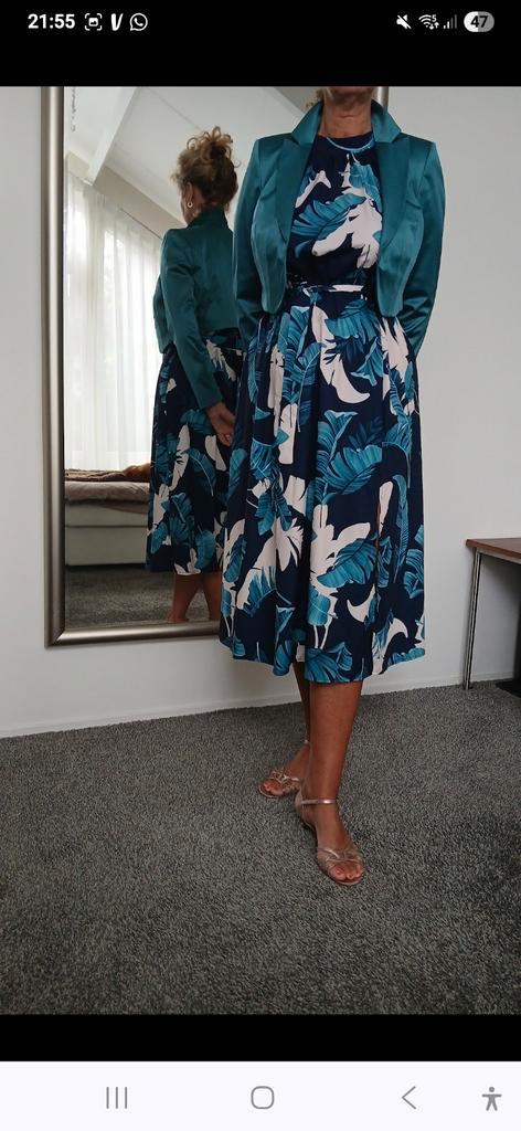 Jurkje maat 42 + Steps jasje, Kleding | Dames, Jurken, Ophalen of Verzenden