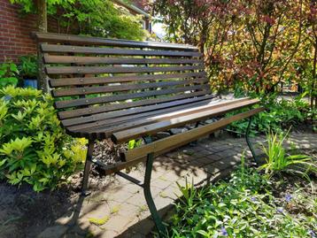 Tuinbank stalen poten houten latten