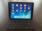 Ipad air met Logitec toetsenbord en case logic tas, Computers en Software, Apple iPads, 10 inch, 32 GB, Apple iPad Air, Ophalen of Verzenden