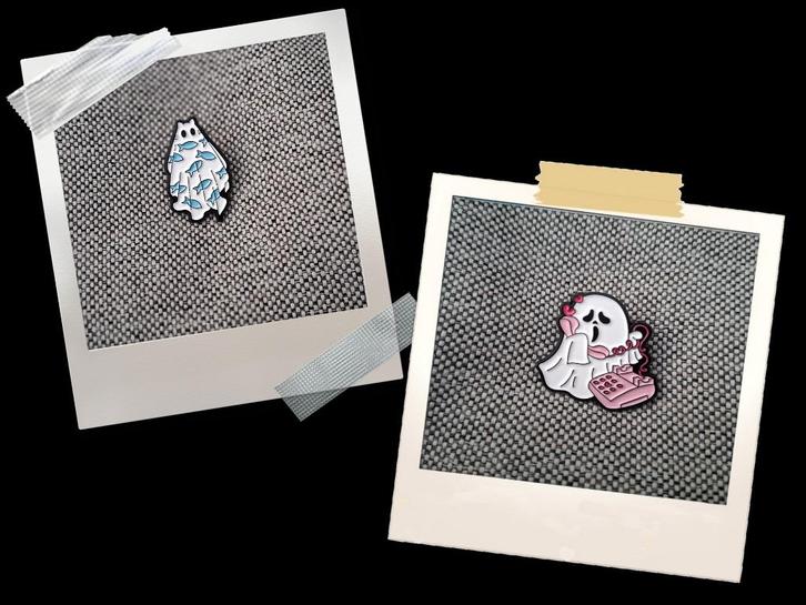 2 leuke pins met grappige spoken te koop, Verzamelen, Speldjes, Pins en Buttons, Nieuw, Speldje of Pin, Overige onderwerpen, Ophalen of Verzenden