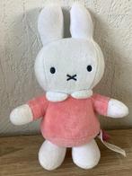 Nijntje Miffy Tiamo collection roze met rammel 20,5 cm 3,50, Ophalen of Verzenden, Zo goed als nieuw