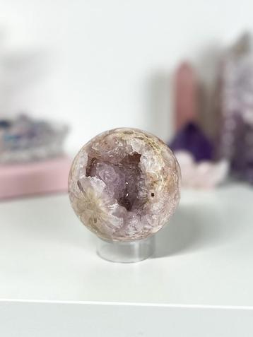 Bloemagaat met amethist bol, bloem agaat met amethist bol beschikbaar voor biedingen