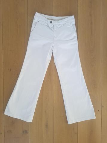 Witte G-star broek maat 28  beschikbaar voor biedingen
