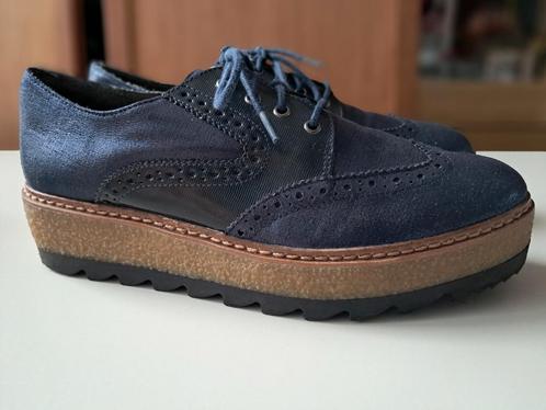 Super leuke blauwe veterschoenen van TAMARIS Maat 39 ZGAN, Kleding | Dames, Schoenen, Zo goed als nieuw, Schoenen met hoge hakken
