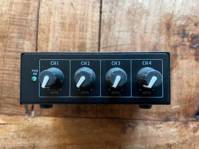 Hoofdtelefoon  versterker, Verzenden, Zo goed als nieuw, Overige merken