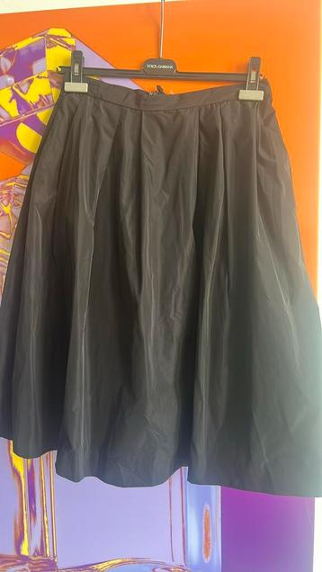 Taft satin zwarte rok 38 midi lengte steekzakken NIEUW beschikbaar voor biedingen